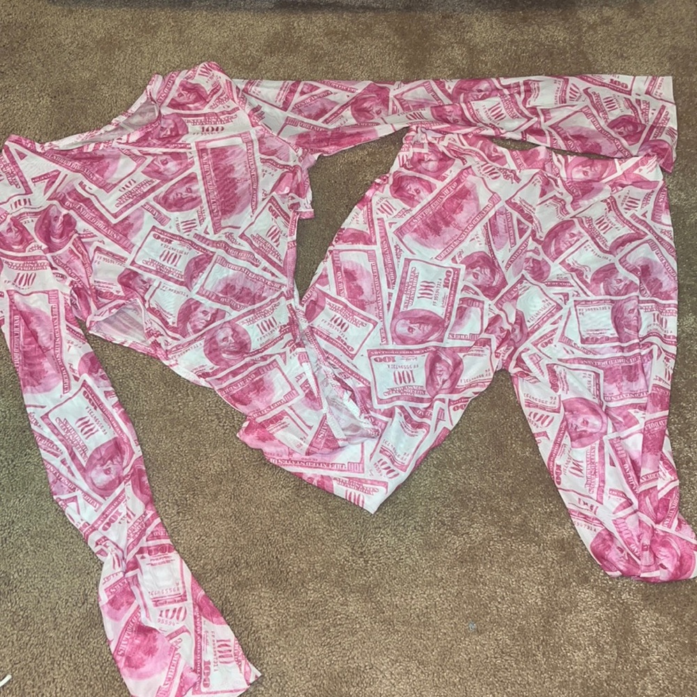 Whole Lotta Money